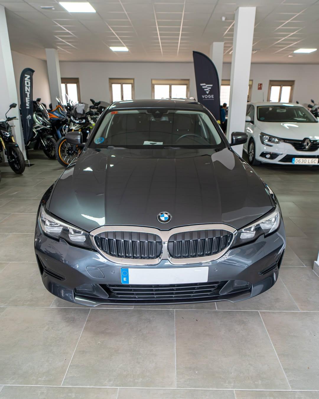 BMW 320D AUTOMáTICO MICRO HíBRIDO - 2